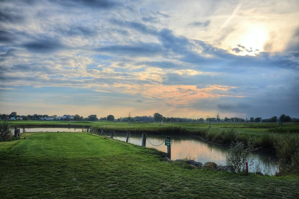 Hotel Golf Jezera Ostrožská Nová Ves Esterno foto